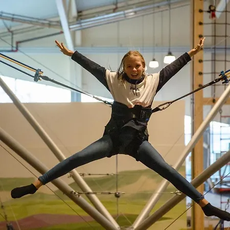 Lalandia פארק נופש *